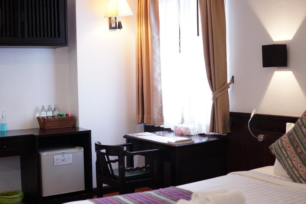 Baan Huenphen Boutique Hotel Chiang Mai Rum bild