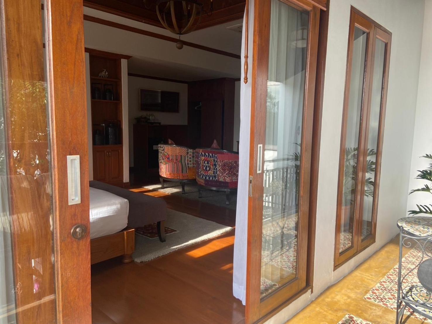 Baan Huenphen Boutique Hotel Chiang Mai Rum bild