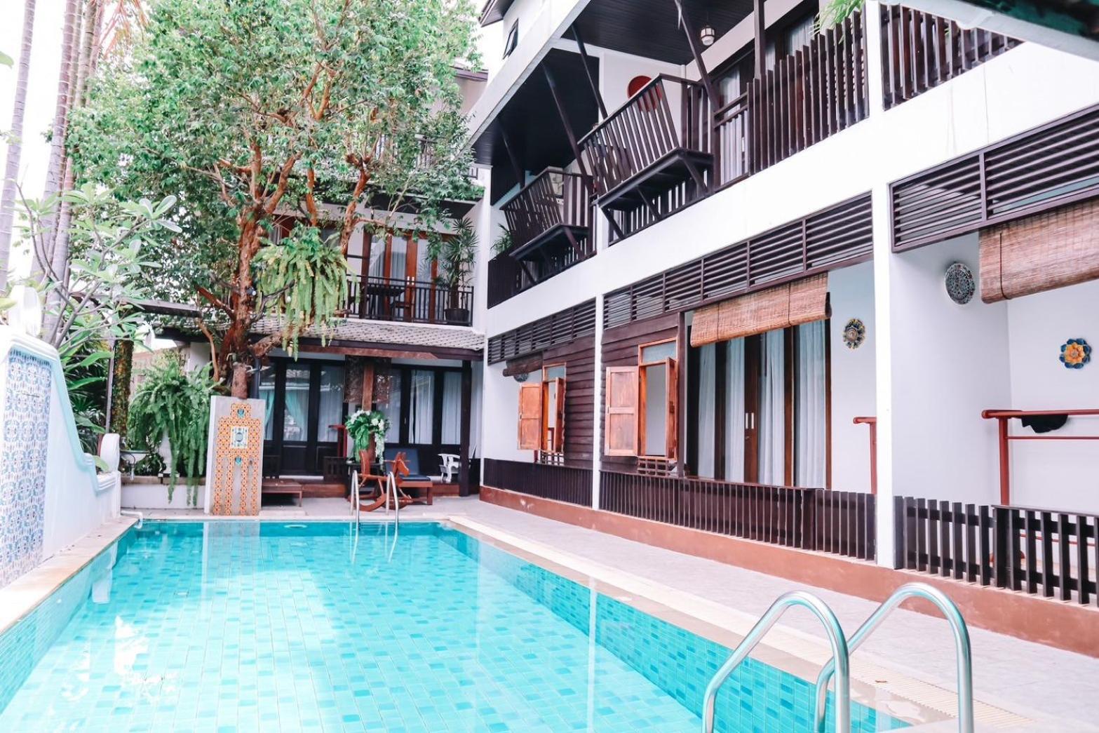 Baan Huenphen Boutique Hotel Chiang Mai Exteriör bild
