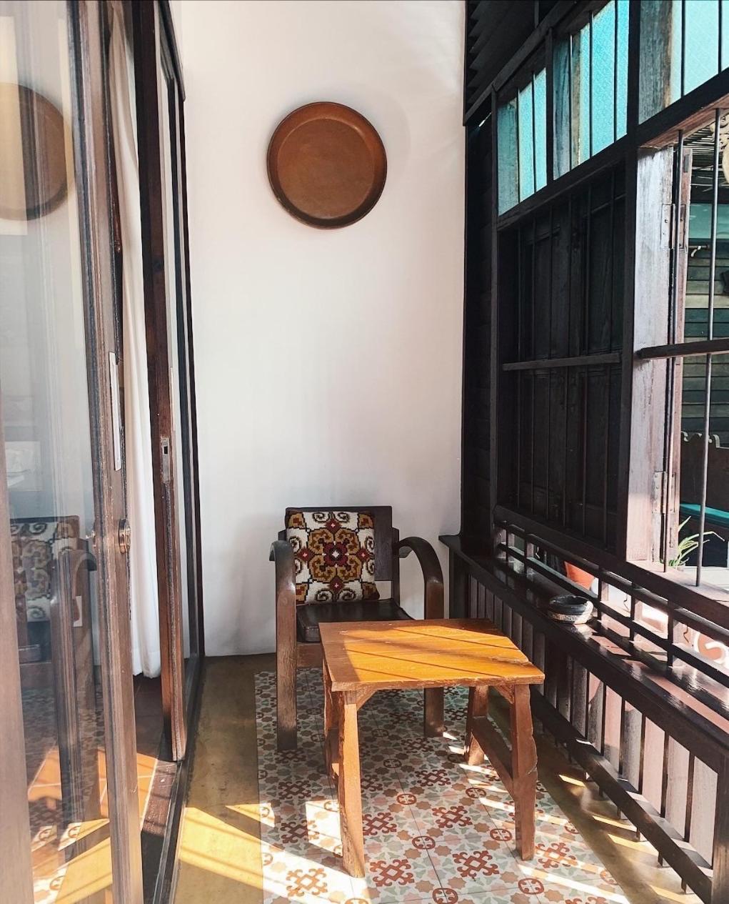 Baan Huenphen Boutique Hotel Chiang Mai Exteriör bild